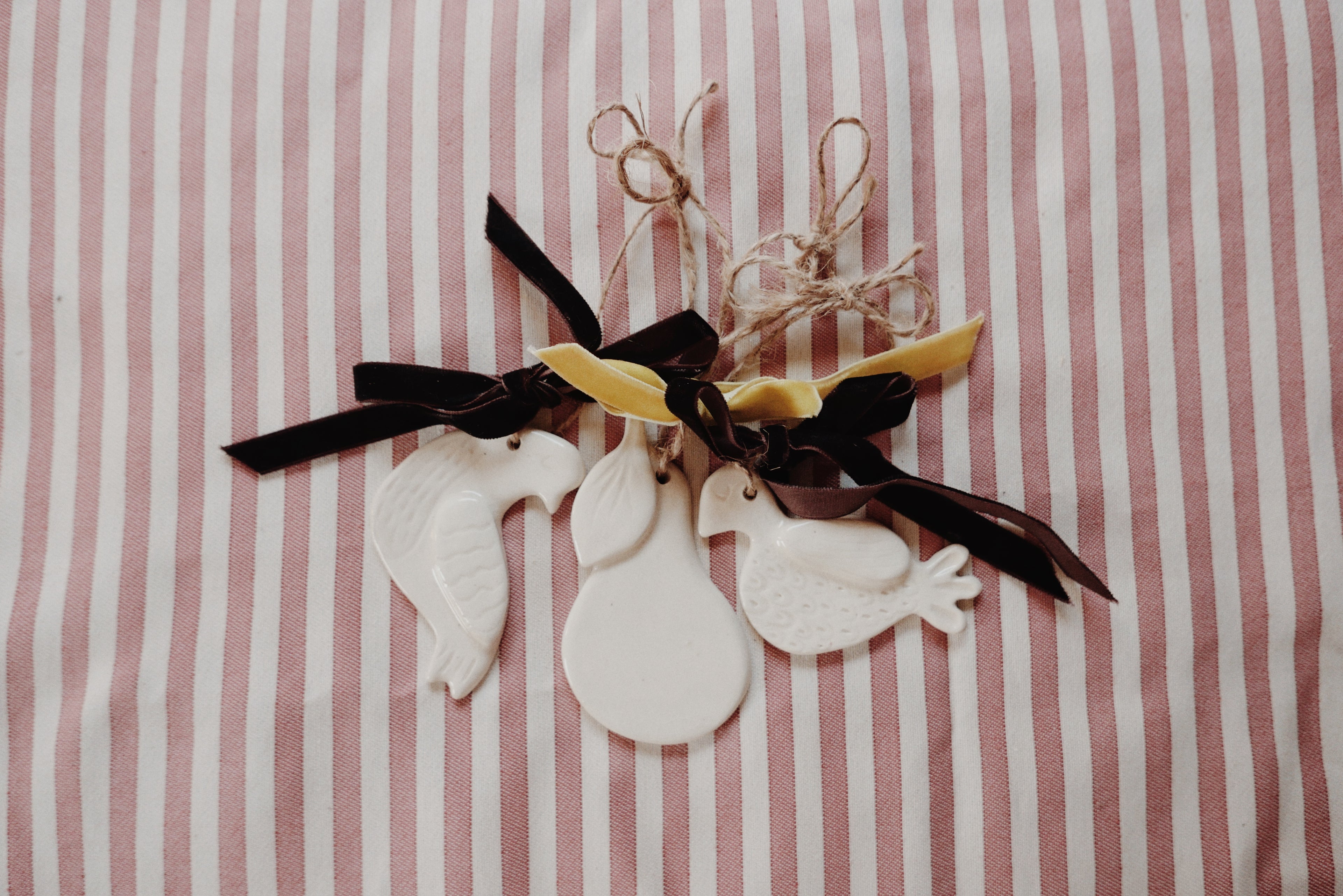 La Poire, La Colombe et la Perdrix